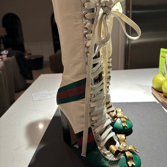 Gucci lace boots - Picture 4 of 7